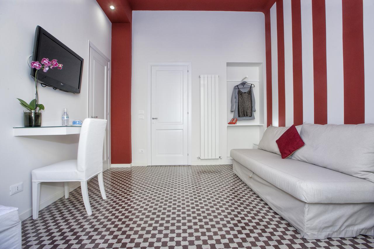 Camera Singola con Bagno Privato Esterno